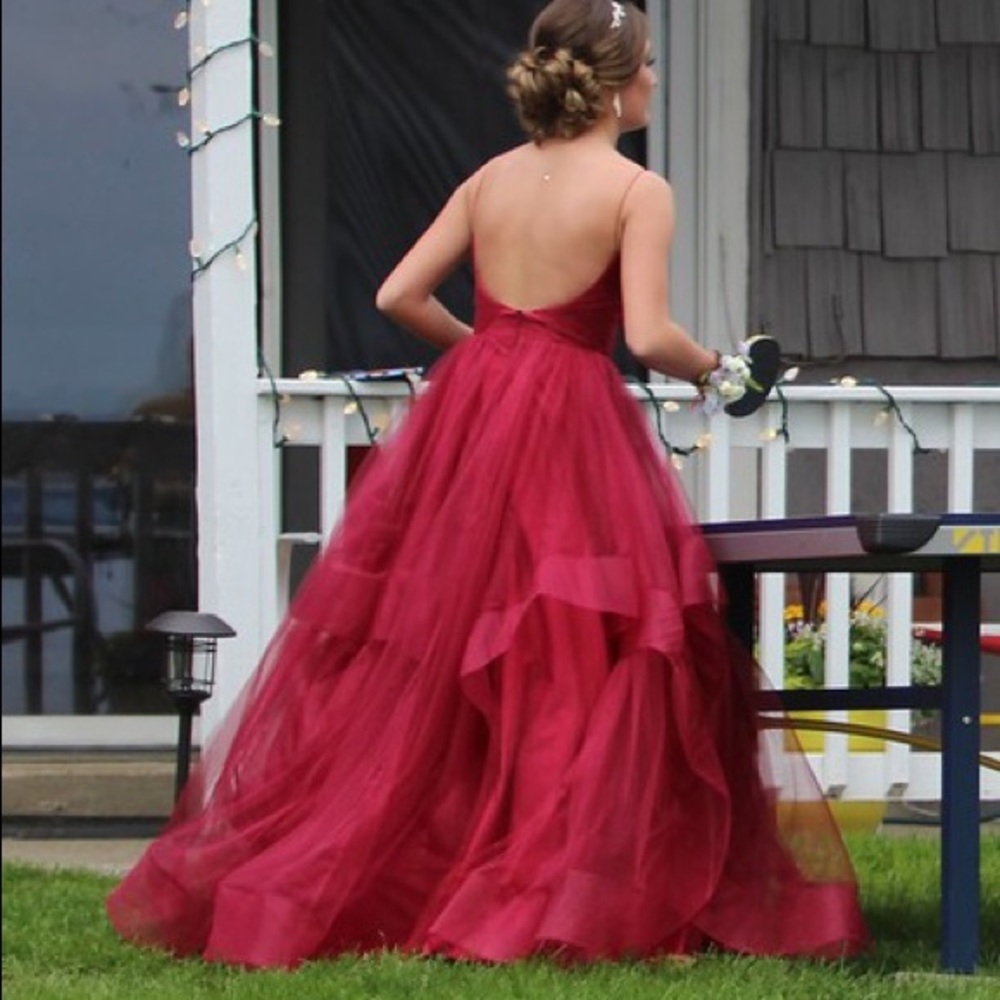 Red prom dress - Picture 5 of 6